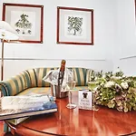 Relais Casali Della Cisterna Otel Belgirate