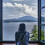 Relais Casali Della Cisterna Otel 3*