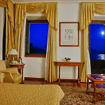 Otel Relais Casali Della Cisterna