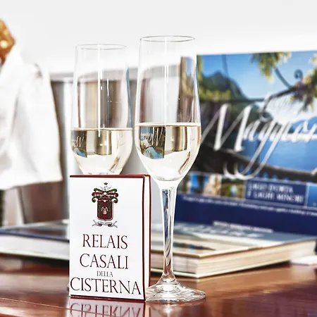 Otel Relais Casali Della Cisterna