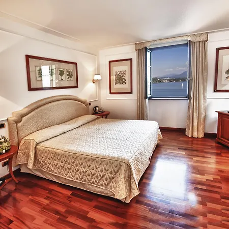 Relais Casali Della Cisterna 3* Belgirate