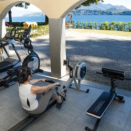Relais Casali Della Cisterna Hotel