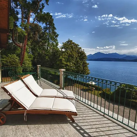 Hotel Relais Casali Della Cisterna 3*